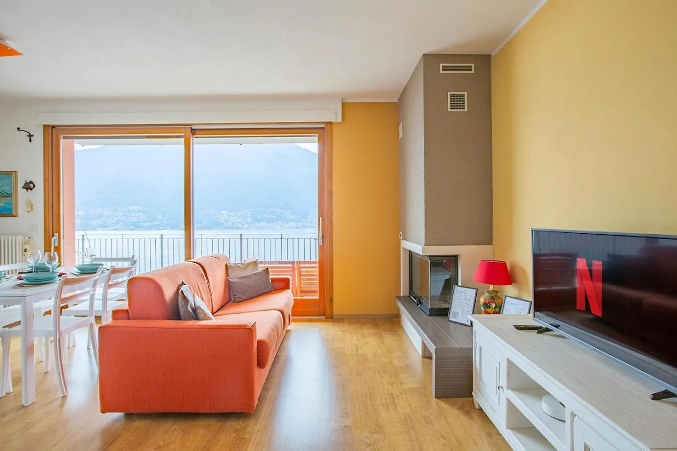 Διαμέρισμα La Breva - Terrazzo Panoramico Vista Lago Di Como Dorio Ιταλία